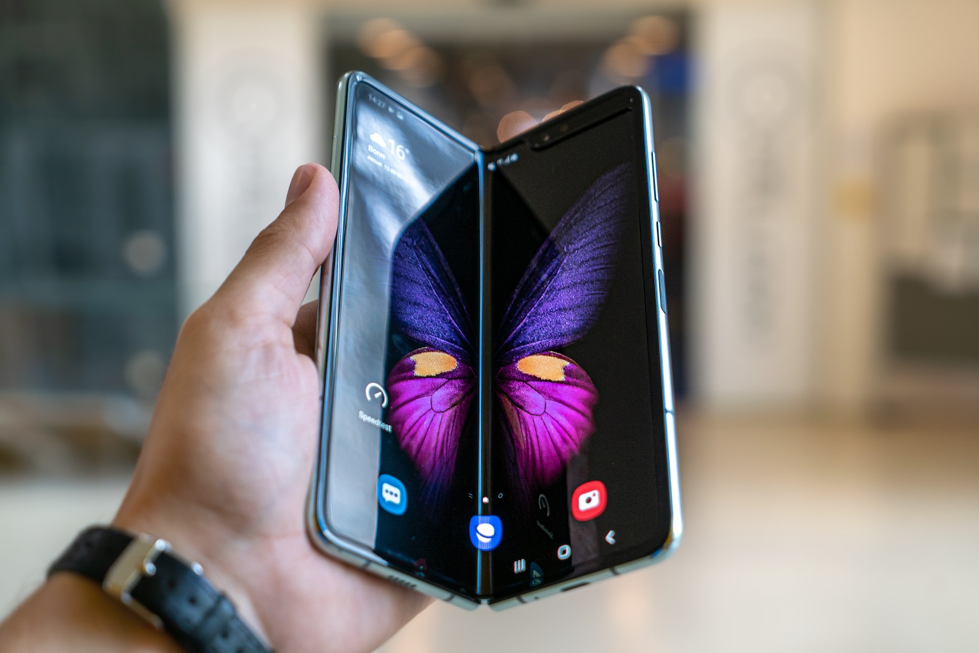 How to Fix Samsung Galaxy Z Fold 4 Overheating Issue